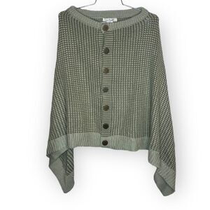 Simply Noelle button down sweater one size